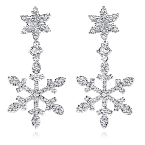 Jewelry - Swarovski Crystals Pave Set Snowflake Earring