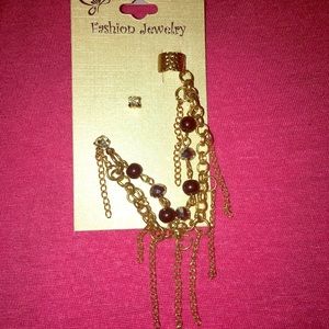 Pretty earring cuff