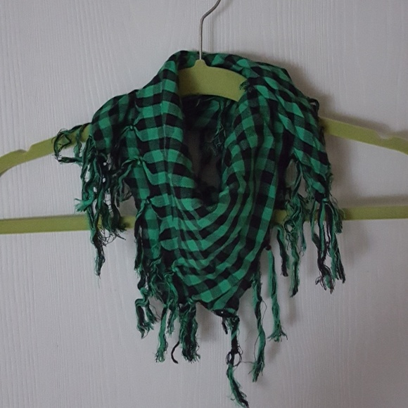 CHECKERED HANDKERCHIEF SCARF - Picture 2 of 6