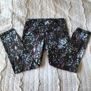 Lululemon run inspire crops