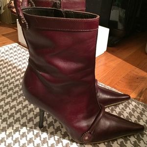 DSquared pointed toe leather ankle boots sz 7.5