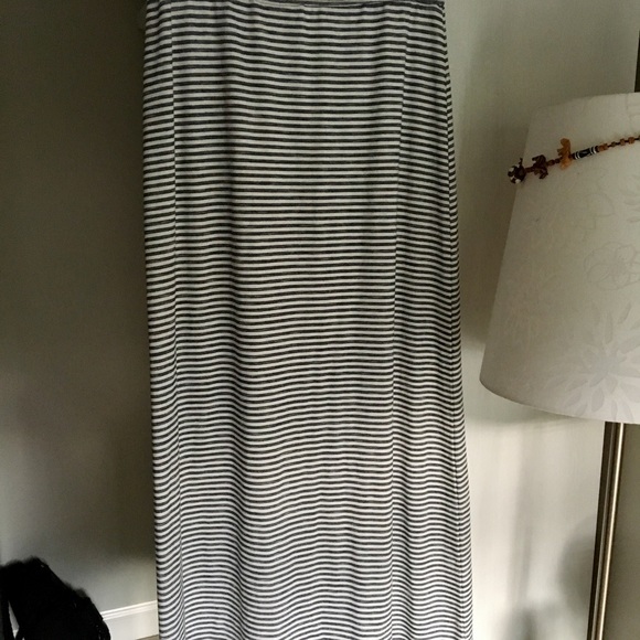 MAX STUDIO maxi skirt! - Picture 2 of 2