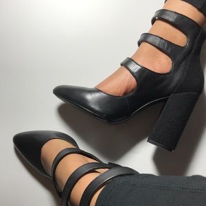 LAST CHANCE! ALDO RISE Velvet/Patent Leather Heels