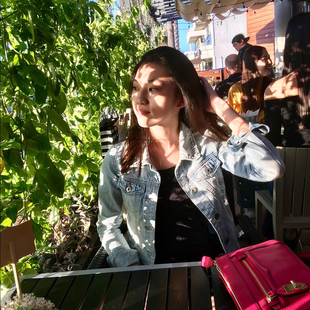 Meet your Posher, Kaitlyn