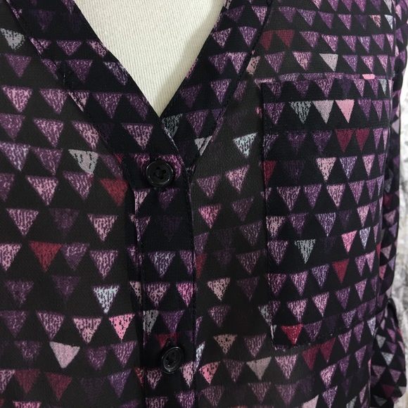 Pink Triangle Top - Picture 2 of 6