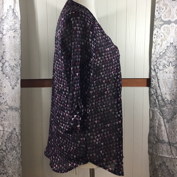 Pink Triangle Top - Picture 4 of 6