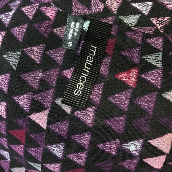 Pink Triangle Top - Picture 6 of 6