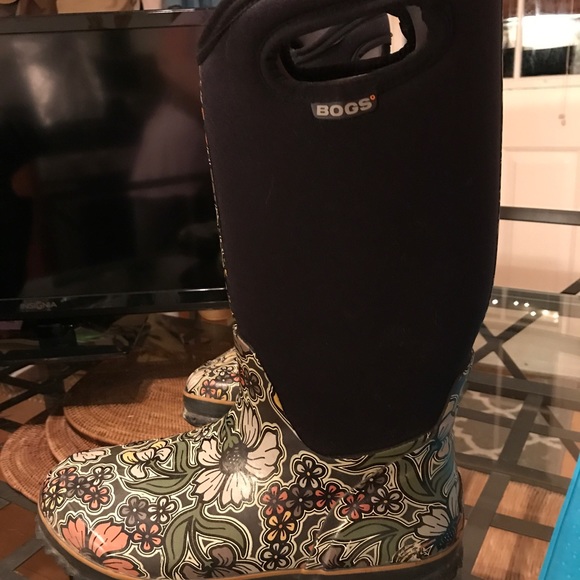 Bogs Shoes - Bogs Winter boots size 10