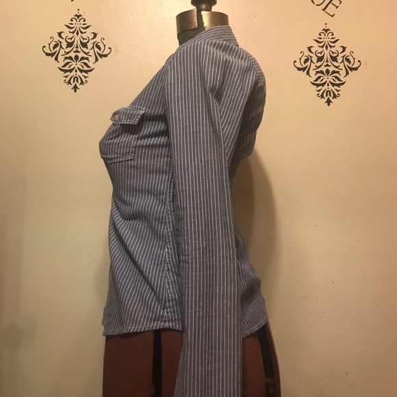 Gilly Hicks Sydney Button Down Shirt! Size Small! - Picture 6 of 8