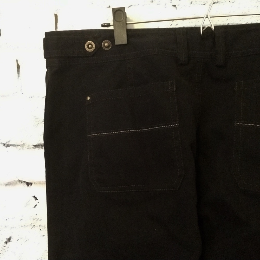 New! Eddie Bauer Cargo Pants