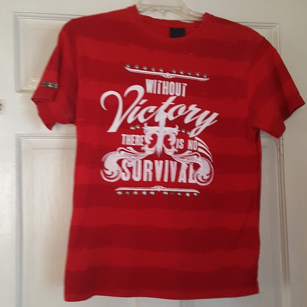 GUC Blac Label Men T-shirt Medium