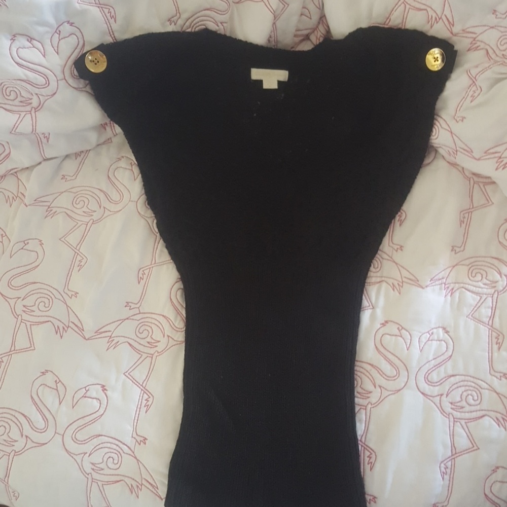 Guess xs top
