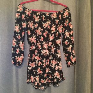 Off the shoulder floral romper!