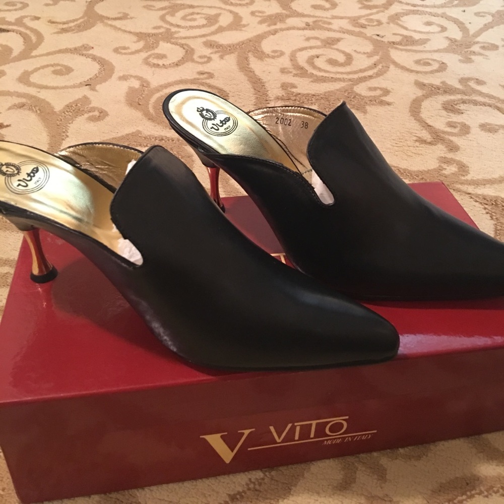 BRAND NEW HEELS
