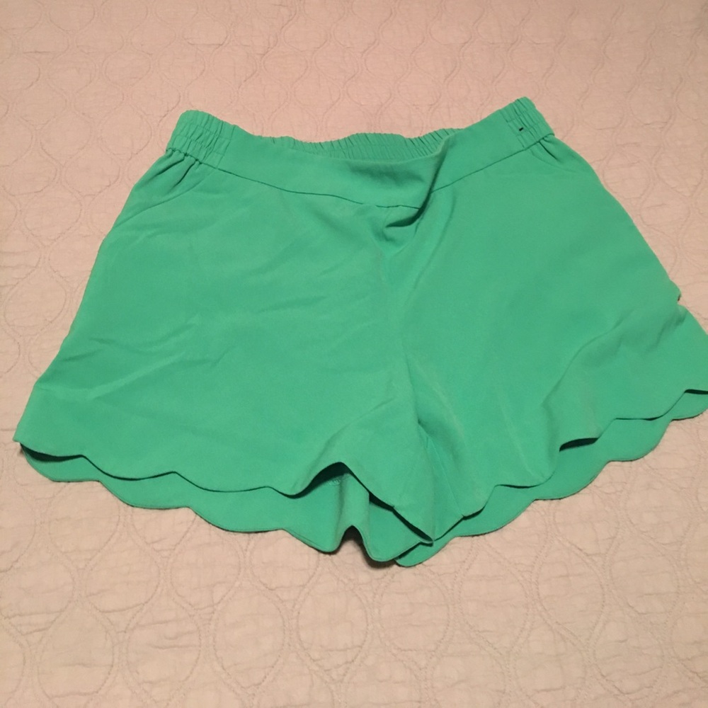 Large Green NY&Co shorts