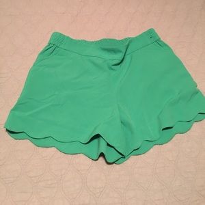 Large Green NY&Co shorts