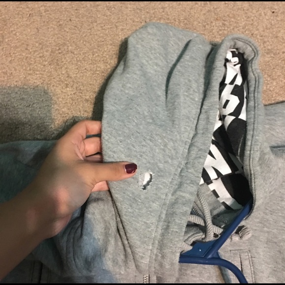 PINK SWEATER - Picture 3 of 3