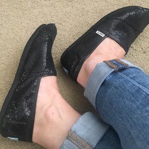 Black glittery Toms - barely worn!