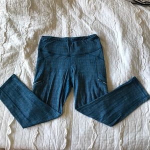 Athleta workout crops