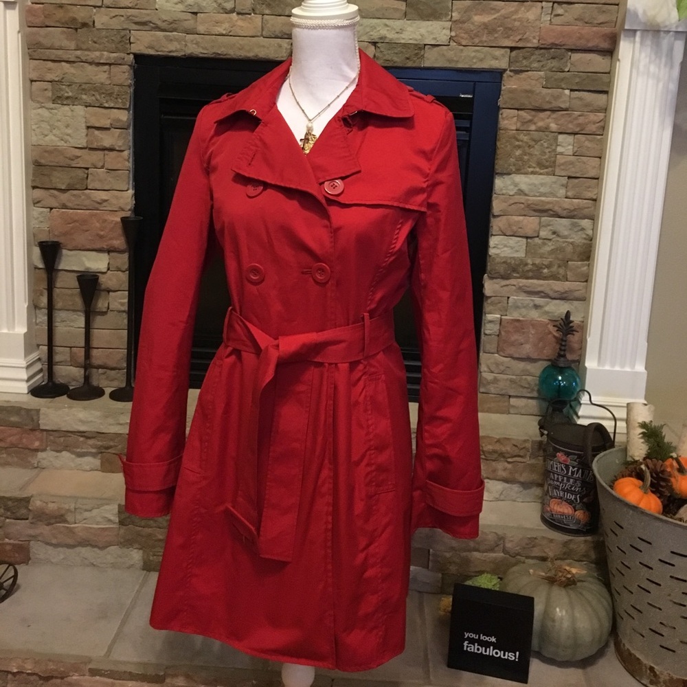 Kenneth Cole Reaction RED Trench! Size M