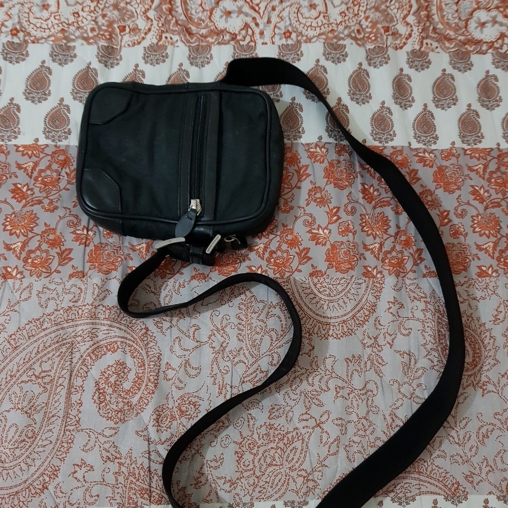 Emperio Armani Messenger Crossbody bag.