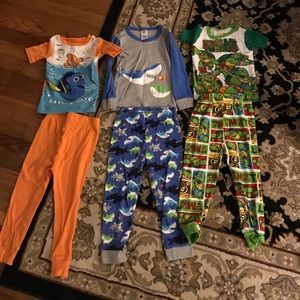 3T pajamas