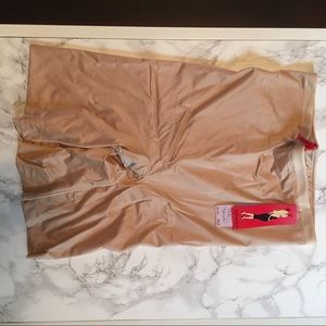 Spanx Hide & Sleek Super Slimming Shapewear