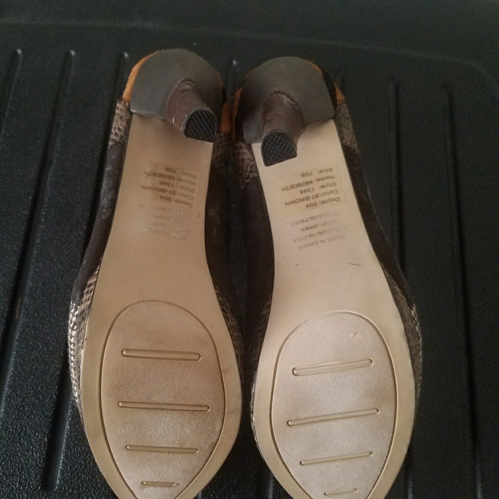 Bakers 6 inch heels - Picture 3 of 3