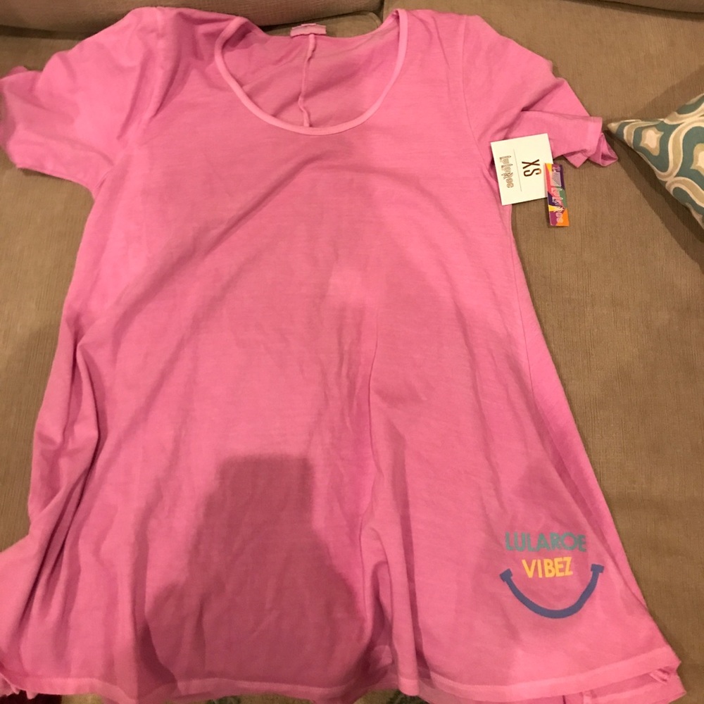 LuLaRoe perfect T!