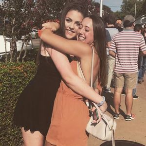 Meet your Posher, Leigh