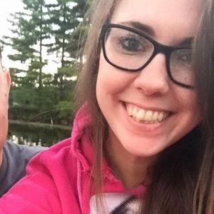 Meet your Posher, Alexis