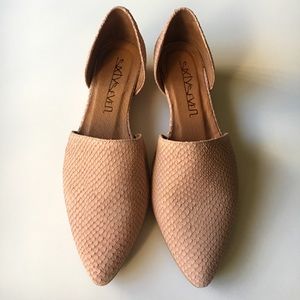 Blush Sixtyseven Flats. Size 38.