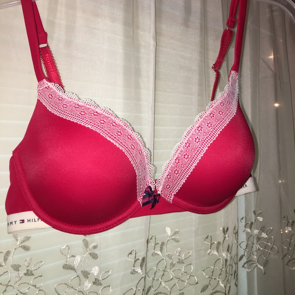Tommy Hilfiger push up bra❣️