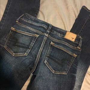 AMERICAN EAGLE JEANS