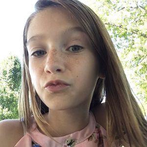 Meet your Posher, Addy