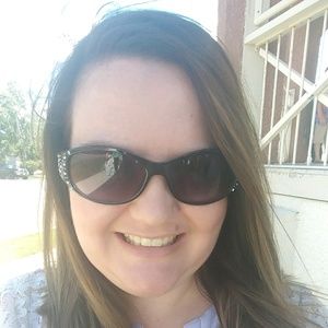 Meet your Posher, Stacey