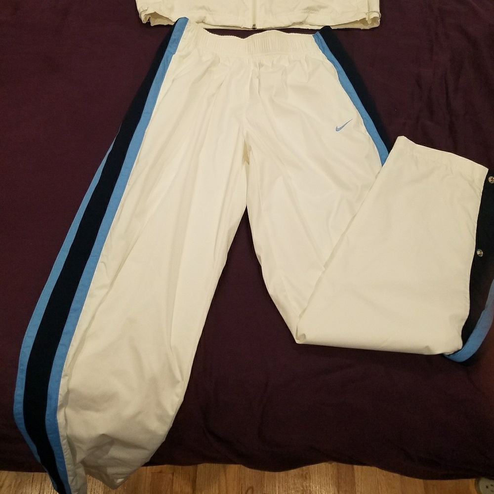 Brand New Nike warmup Suit