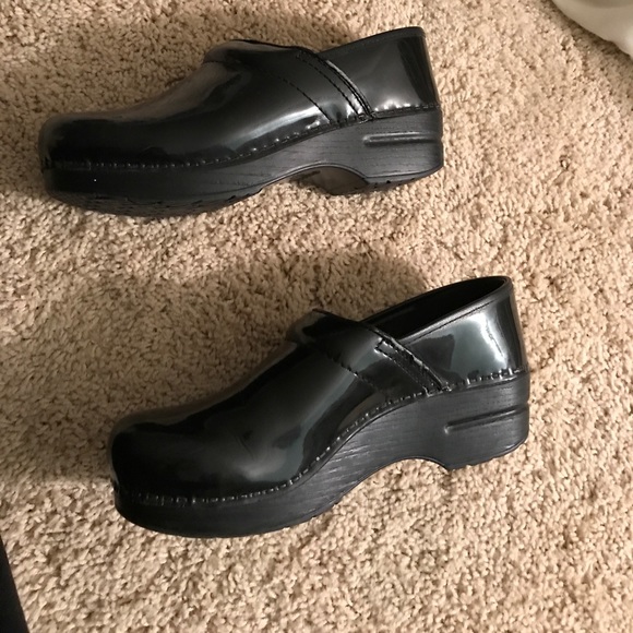 Dansko clogs - Picture 3 of 4