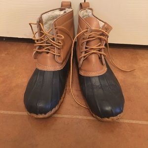 Duck Boots Sz 7