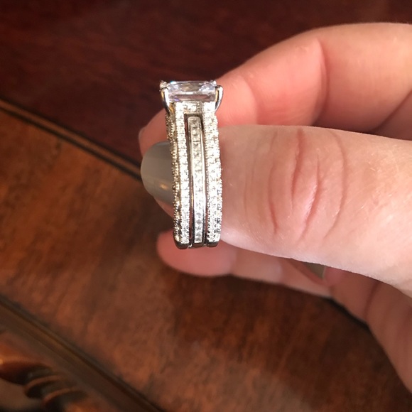 Swarovski Interchangeable Radiant Cut Wedding set - Picture 5 of 8