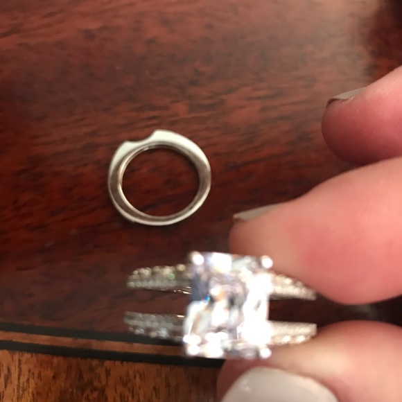 Swarovski Interchangeable Radiant Cut Wedding set - Picture 8 of 8