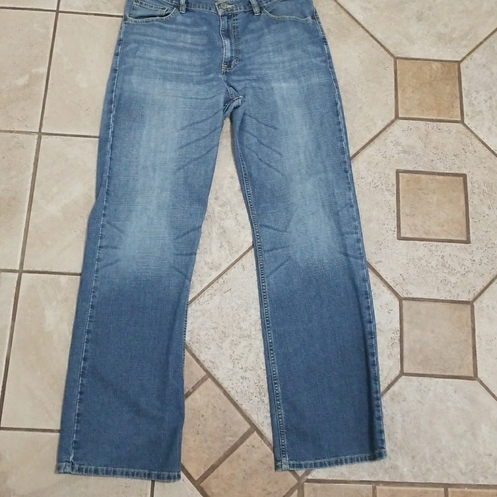 Express 33×32 Men's distressed jeans