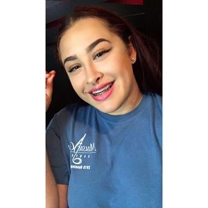 Meet your Posher, Amanda