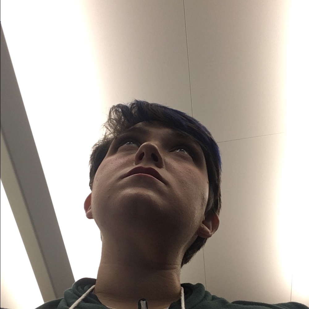 Meet your Posher, Em