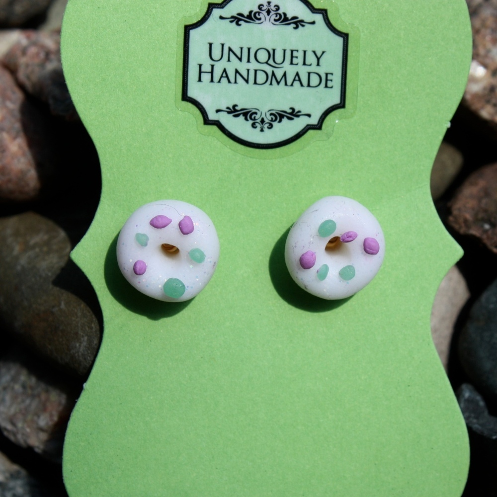 Sprinkled donut earrings