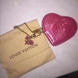 New Louis Vuitton heart coin purse
