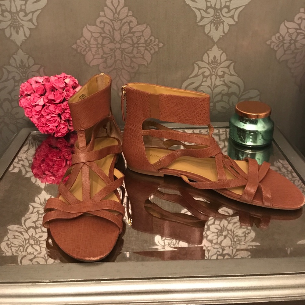 Nine west strappy sandal