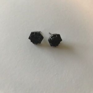 Kendra Scott Stud earrings in gunmetal druzy