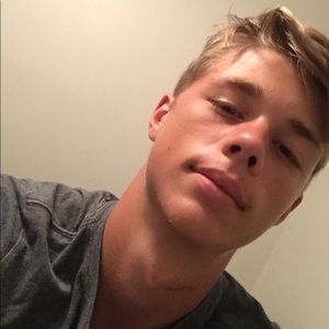 Meet your Posher, Bradley