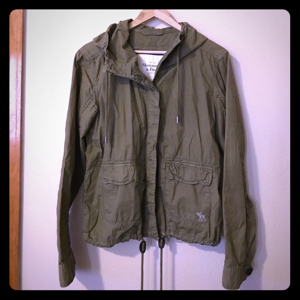 Abercrombie & Fitch small military green jacket